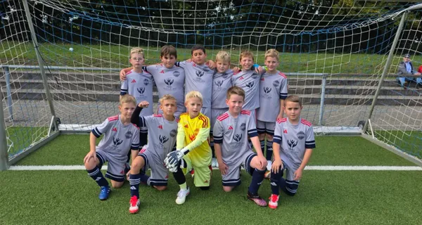 Neue Trikots für die E-Jugend